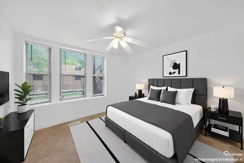 4953 South Michigan Avenue Chicago IL 60615