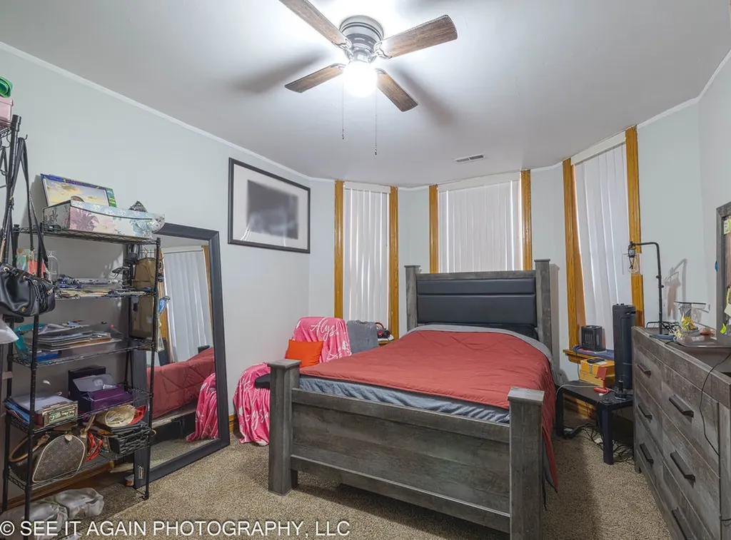 5942 South Calumet Avenue Chicago IL 60637