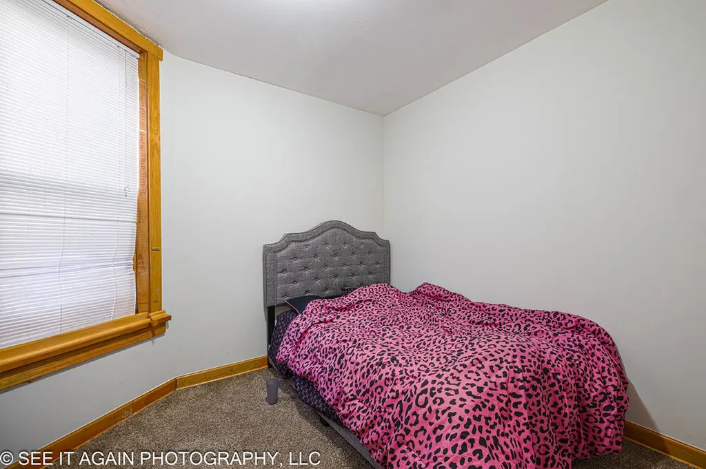 5942 South Calumet Avenue Chicago IL 60637