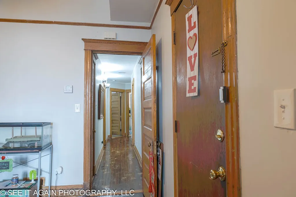 5942 South Calumet Avenue Chicago IL 60637