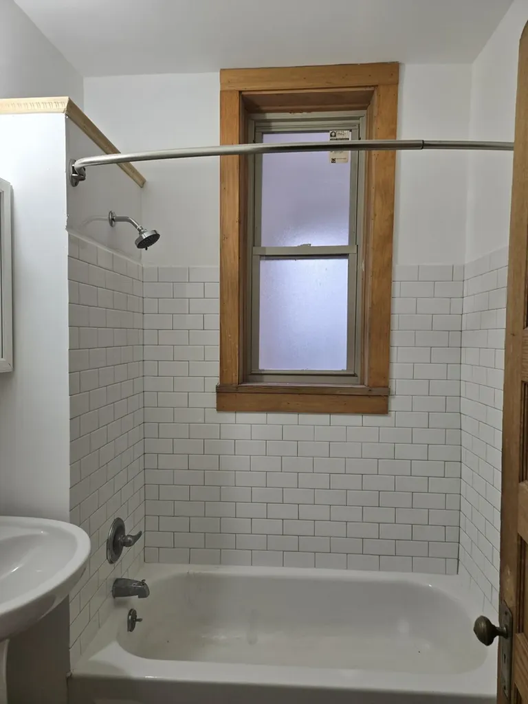 5942 South Calumet Avenue Chicago IL 60637