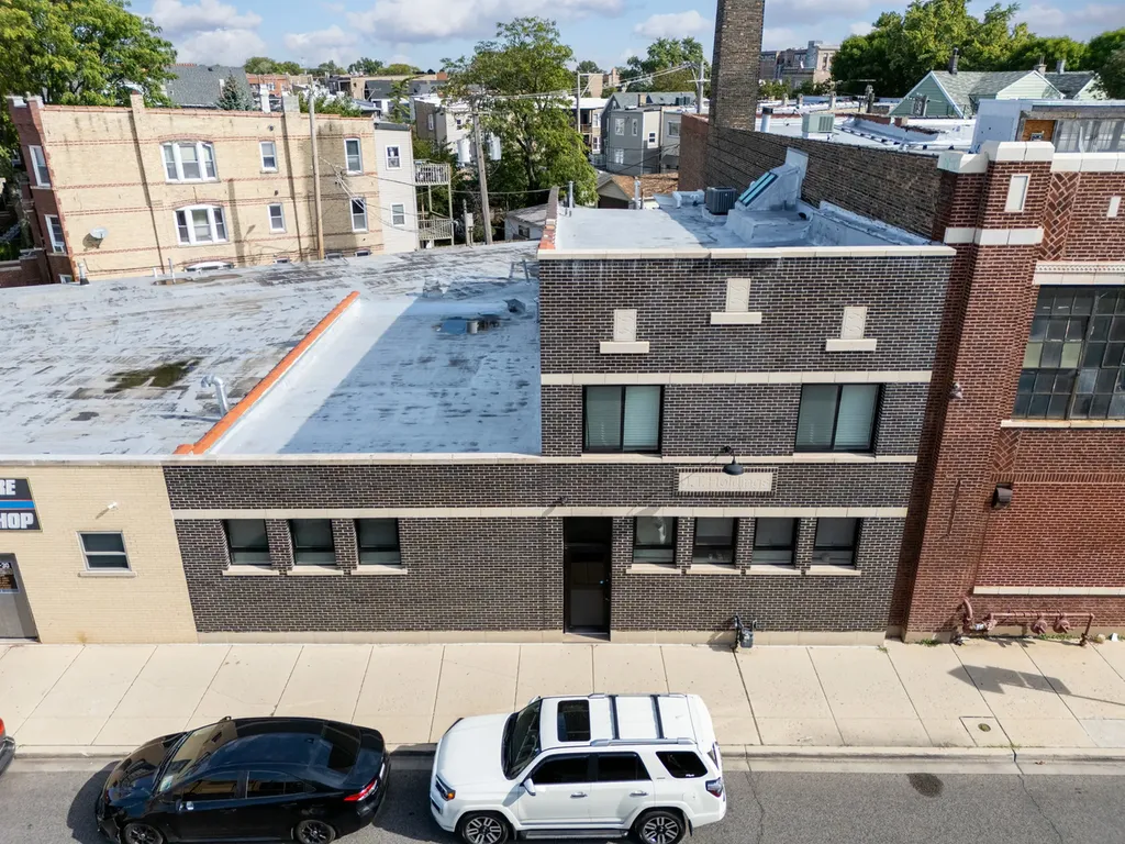 4122 West Grand Avenue Chicago IL 60651