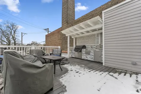 4122 West Grand Avenue Chicago IL 60651