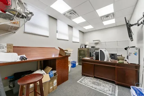 4122 West Grand Avenue Chicago IL 60651
