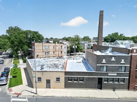 4122 West Grand Avenue Chicago IL 60651