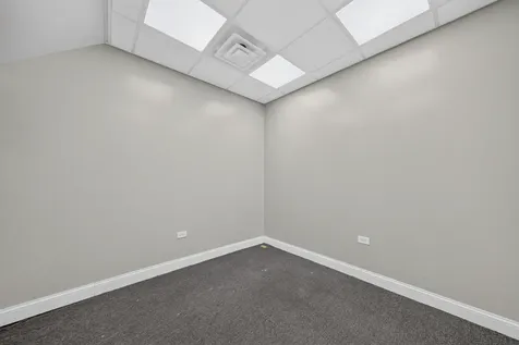 4122 West Grand Avenue Chicago IL 60651