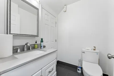 4122 West Grand Avenue Chicago IL 60651