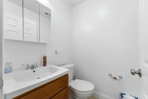 4122 West Grand Avenue Chicago IL 60651