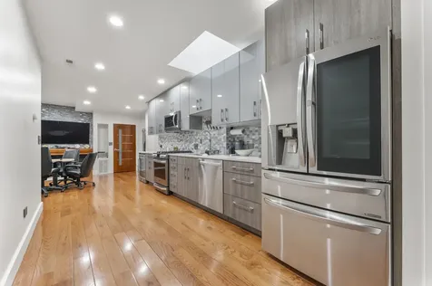 4122 West Grand Avenue Chicago IL 60651