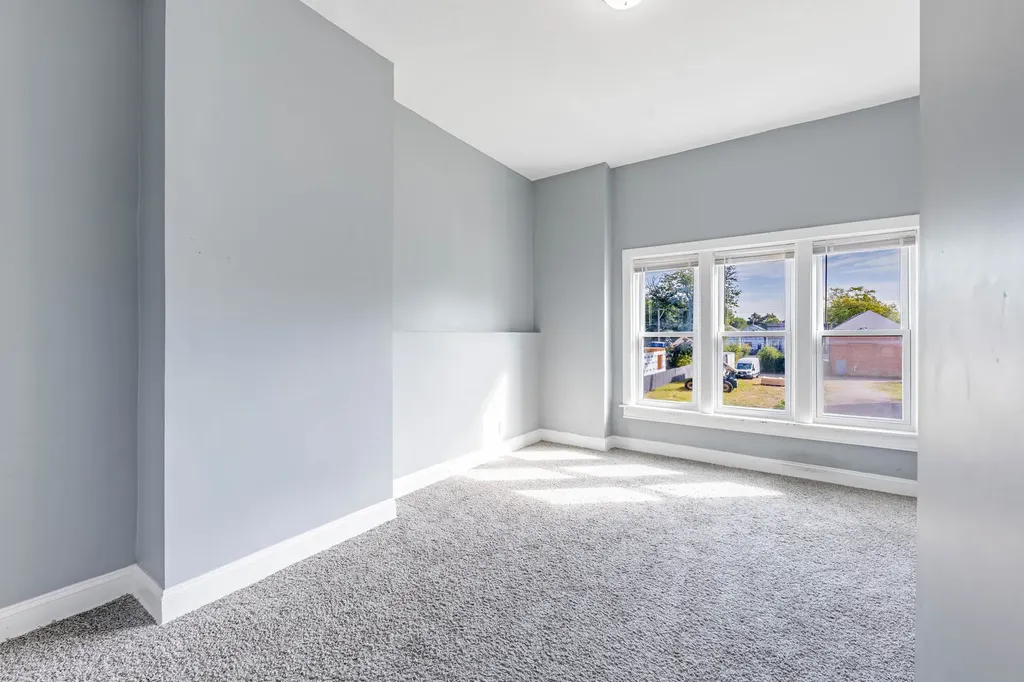 1908 South Sawyer Avenue Chicago IL 60623