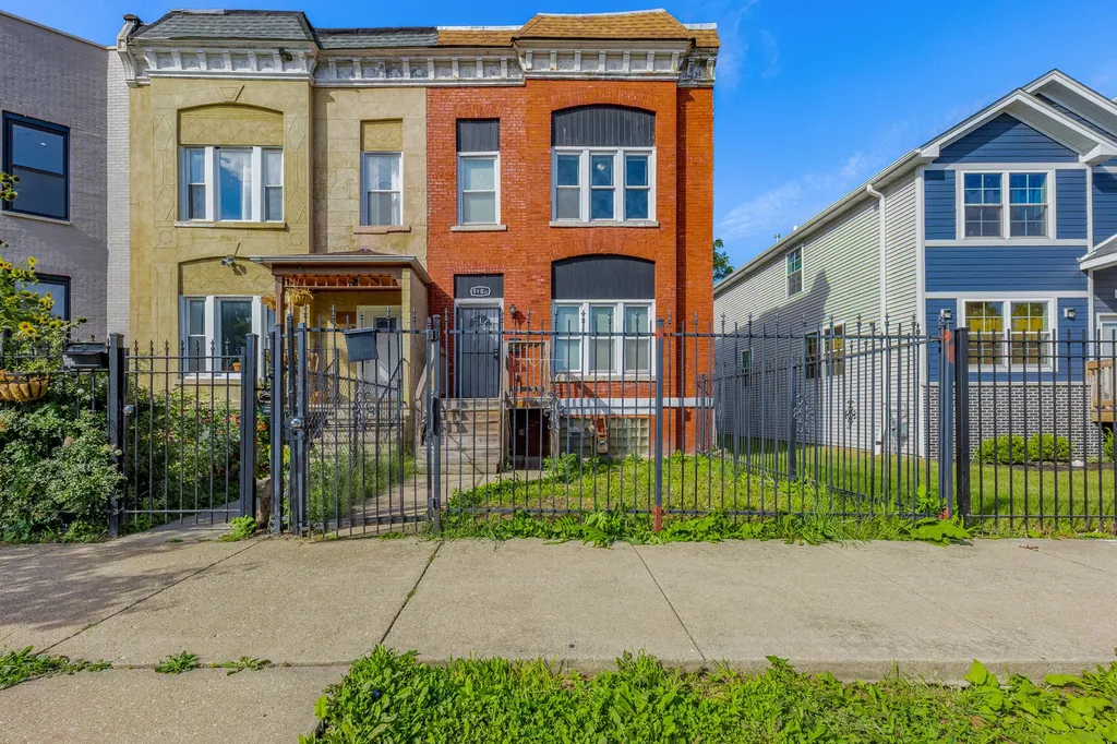 1908 South Sawyer Avenue Chicago IL 60623