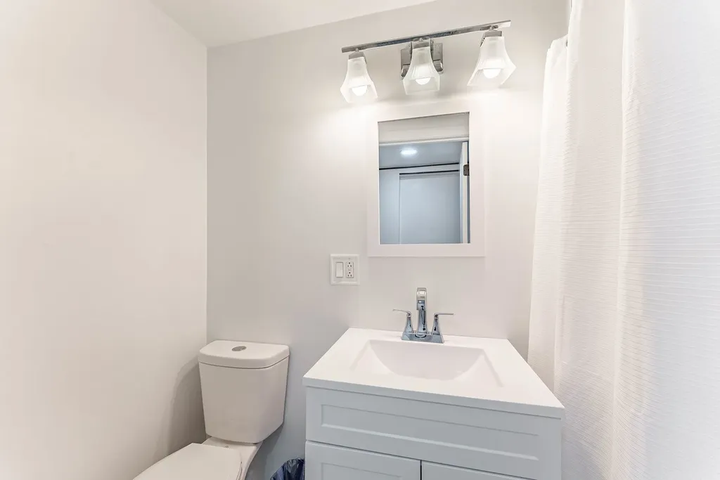 1908 South Sawyer Avenue Chicago IL 60623
