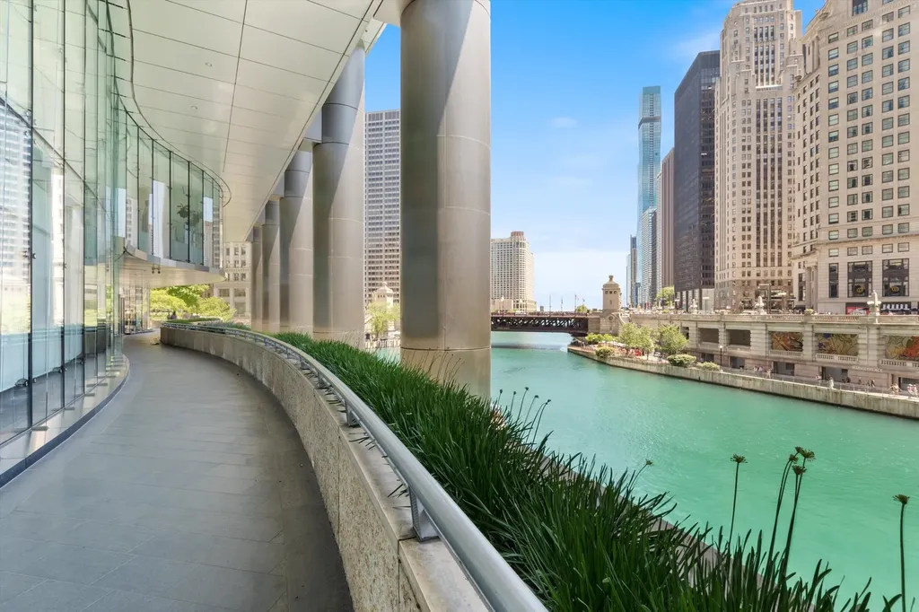 401 North Wabash Avenue Chicago IL 60611
