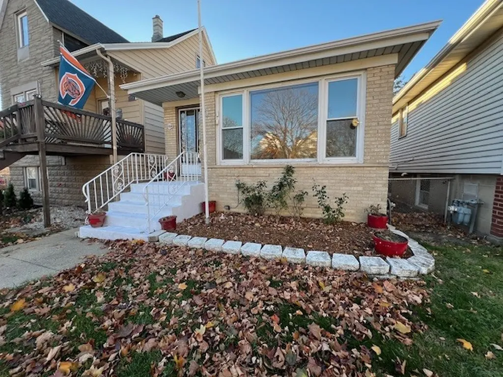 3704 South 53rd Avenue Cicero IL 60804