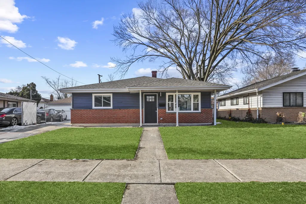 15214 Dorchester Avenue Dolton IL 60419