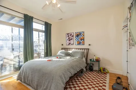 2645 West Haddon Avenue Chicago IL 60622