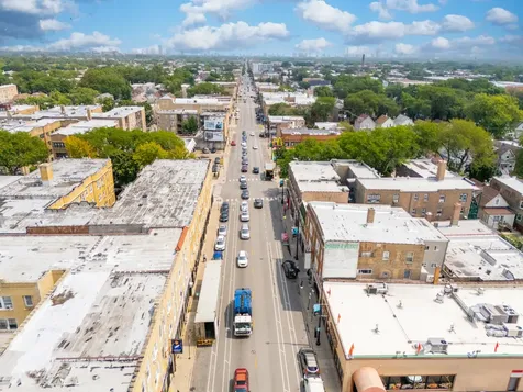 3905 West Lawrence Avenue Chicago IL 60625