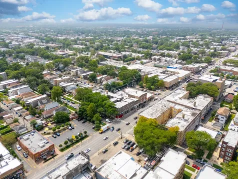 3905 West Lawrence Avenue Chicago IL 60625