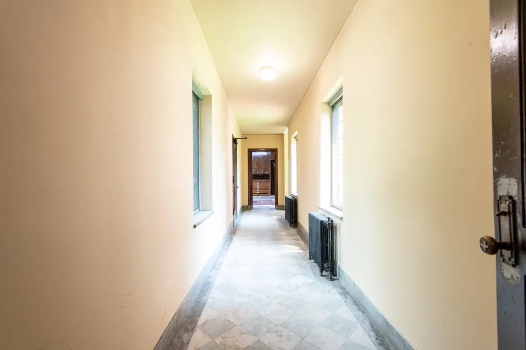 8725 South May Street Chicago IL 60620