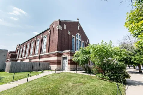 8725 South May Street Chicago IL 60620
