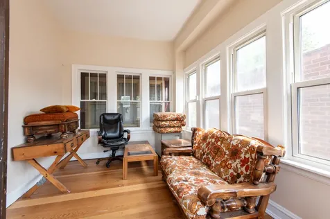 8725 South May Street Chicago IL 60620