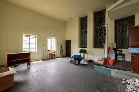 8725 South May Street Chicago IL 60620