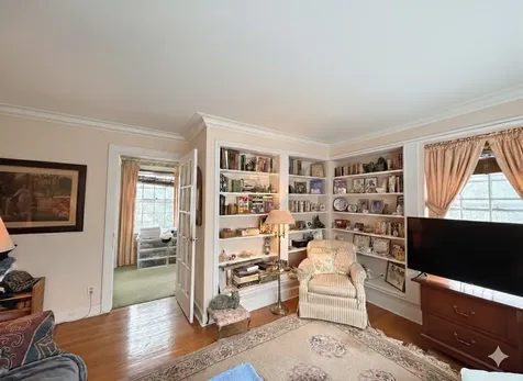 502 South I Oka Avenue Mount Prospect IL 60056