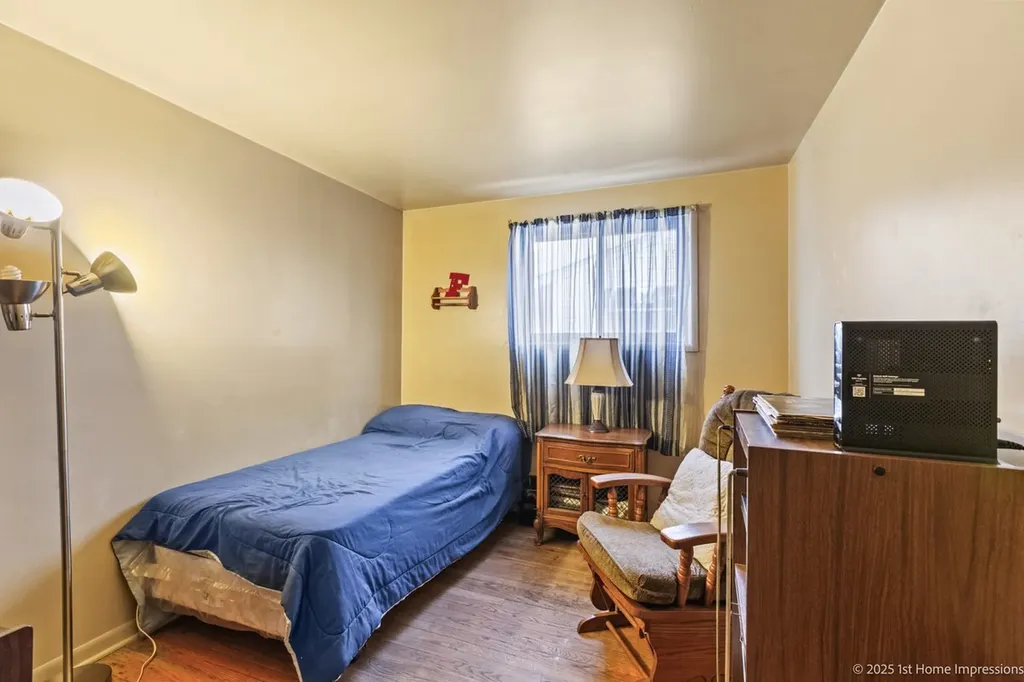 11555 South Peoria Street Chicago IL 60643