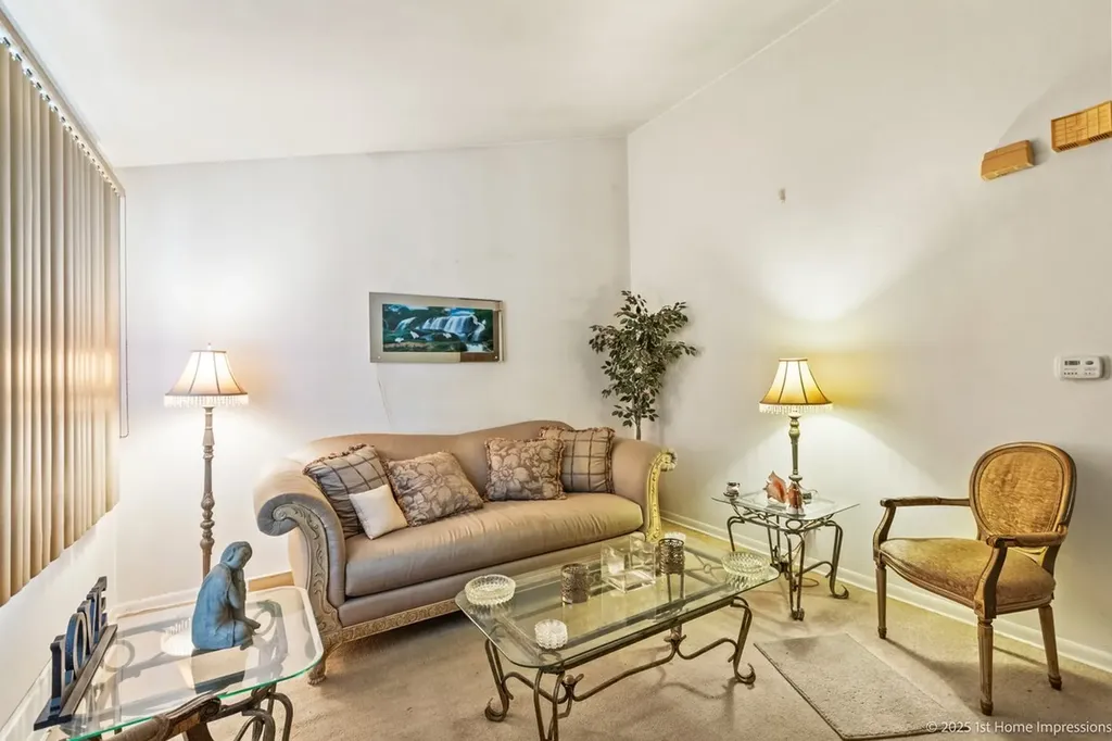 11555 South Peoria Street Chicago IL 60643