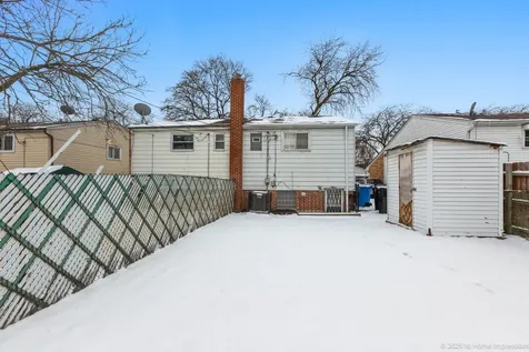 11555 South Peoria Street Chicago IL 60643