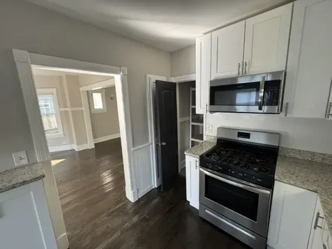 908 Clinton Avenue Oak Park IL 60304