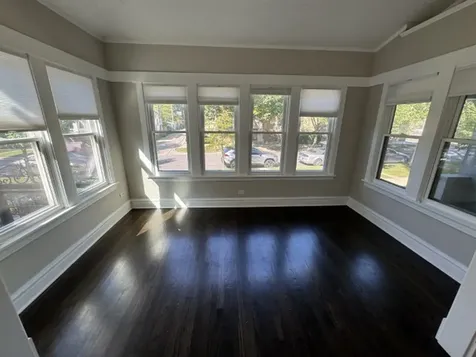 908 Clinton Avenue Oak Park IL 60304