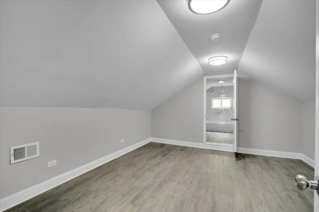 7440 South King Drive Chicago IL 60619