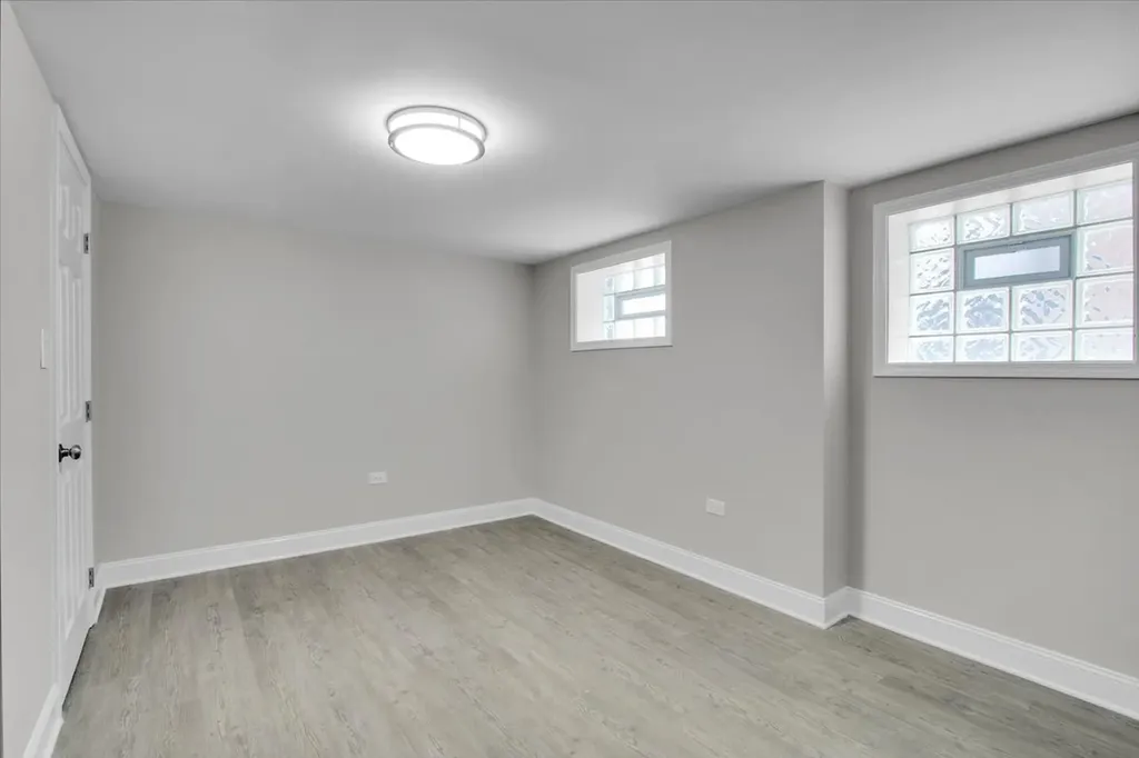7440 South King Drive Chicago IL 60619
