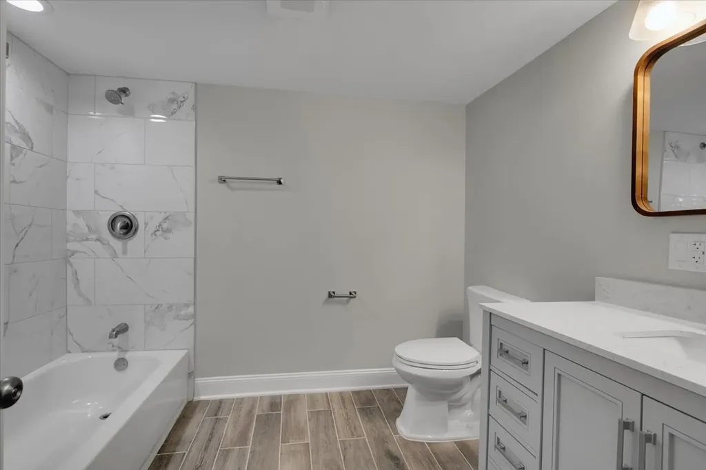 7440 South King Drive Chicago IL 60619