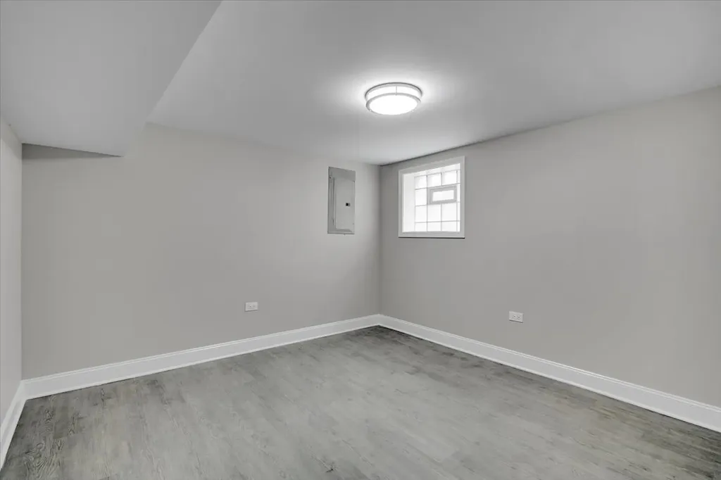 7440 South King Drive Chicago IL 60619