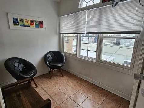 1656 West Hollywood Avenue Chicago IL 60660