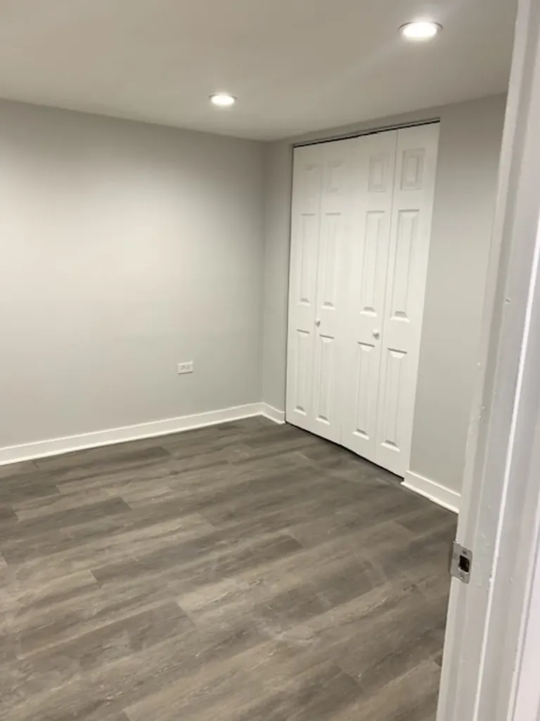 2504 East 96th Street Chicago IL 60617
