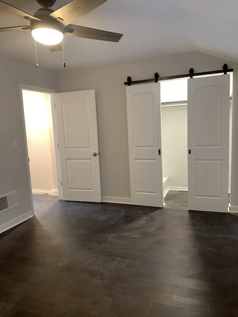 2504 East 96th Street Chicago IL 60617