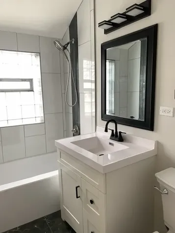 2504 East 96th Street Chicago IL 60617