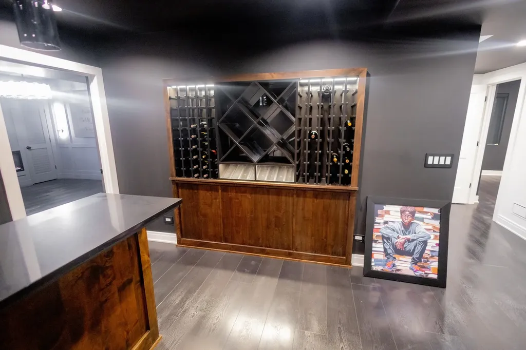 740 67TH Place Willowbrook IL 60527