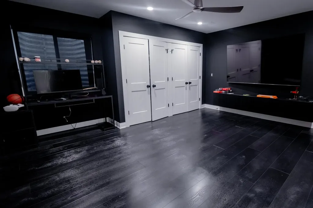 740 67TH Place Willowbrook IL 60527