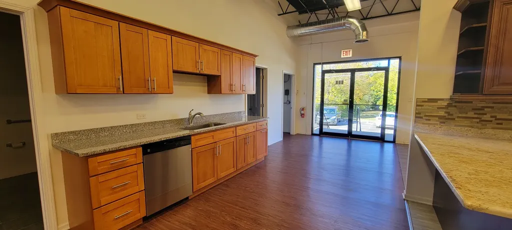 248 East Roosevelt Road Lombard IL 60148
