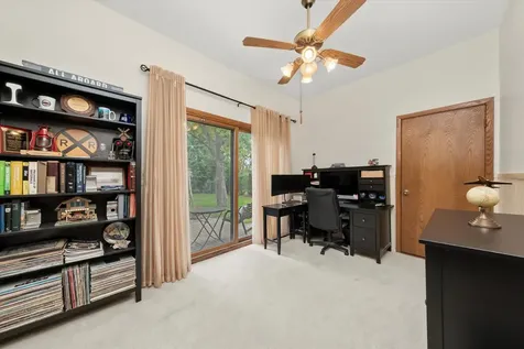 10221 South Eleanor Avenue Palos Hills IL 60465