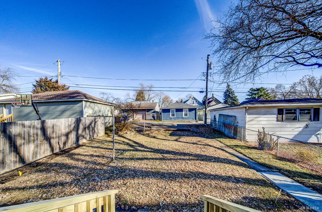 12759 Clinton Street Blue Island IL 60406