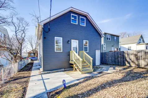 12759 Clinton Street Blue Island IL 60406