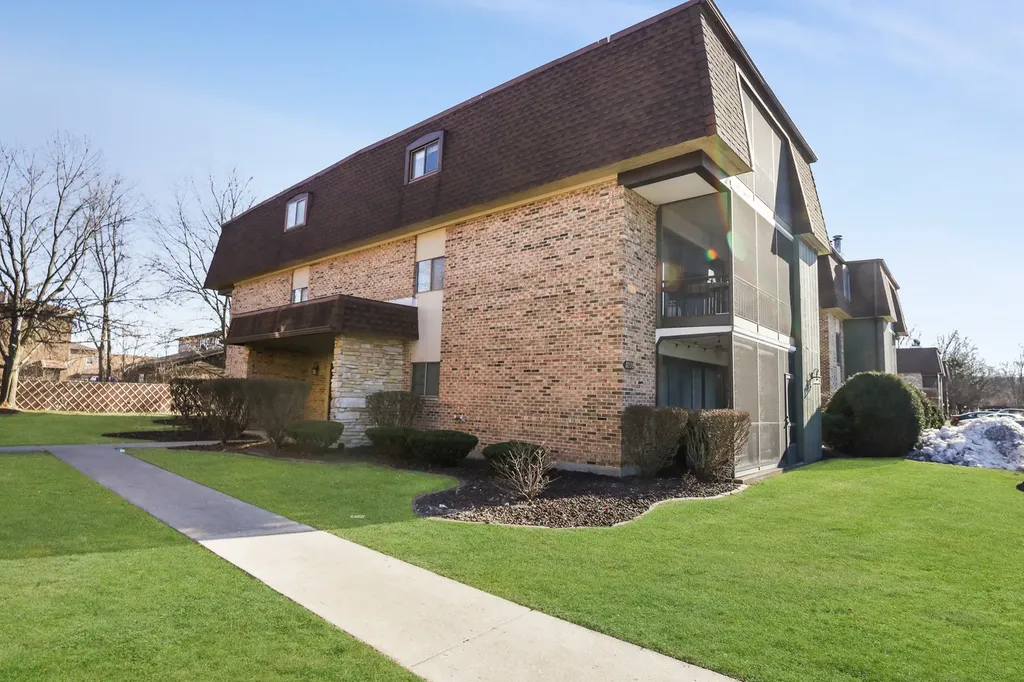 11133 East Road Palos Hills IL 60465