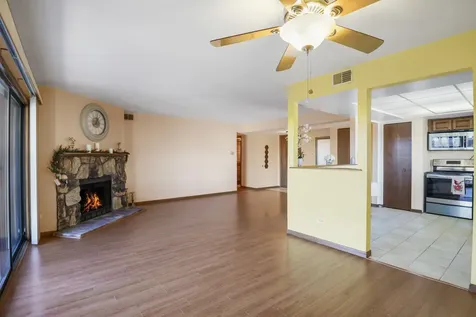 11133 East Road Palos Hills IL 60465