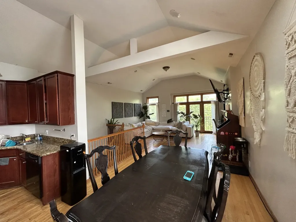 5644 South Prairie Avenue Chicago IL 60637