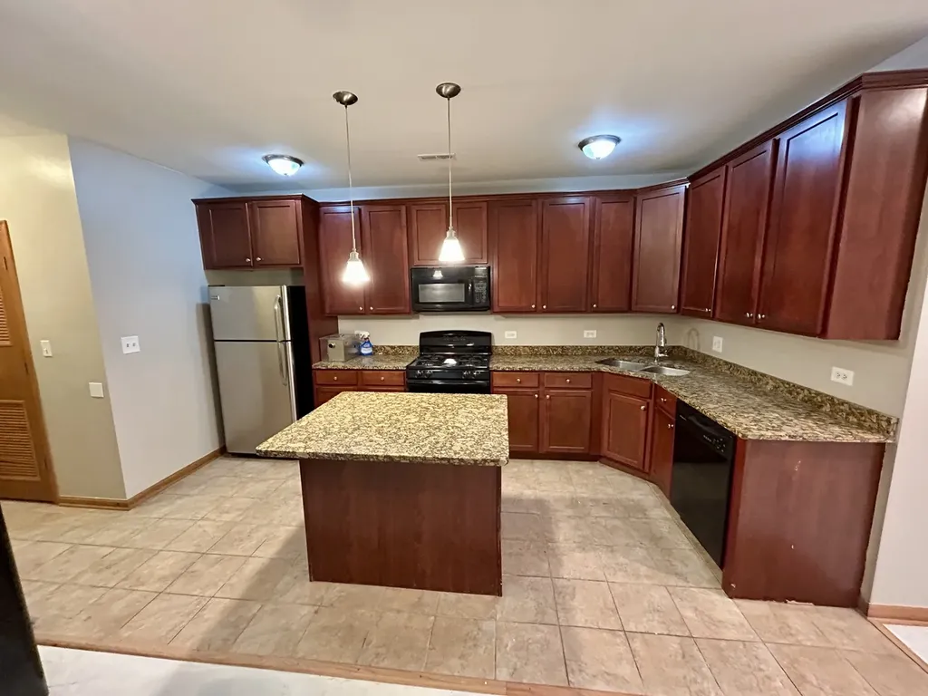 5644 South Prairie Avenue Chicago IL 60637